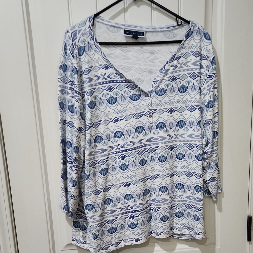 Patterned Blue and White Women's Top